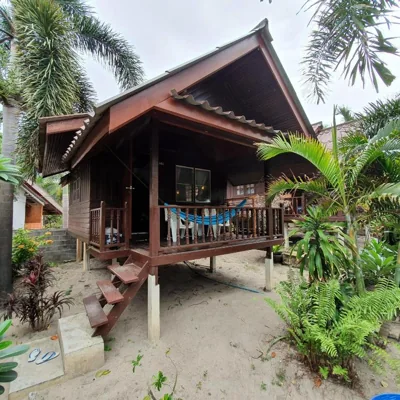 Small Double Room with Fan — Silver Sands Resort - Koh Tao